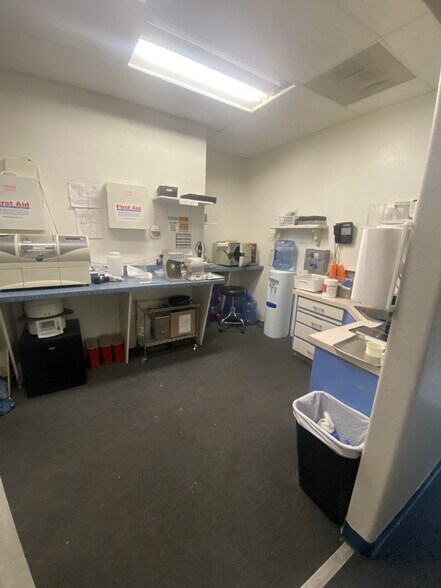 More Photos Of 2025 W Grant Rd, Tucson Medical For Sale
