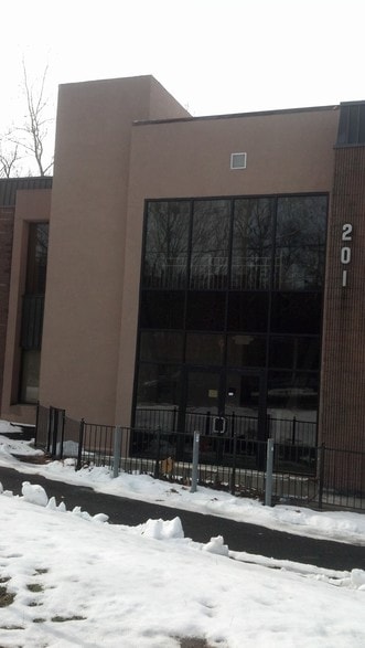 More Photos Of 201 Lower Notch Rd, Little Falls Medical For Lease