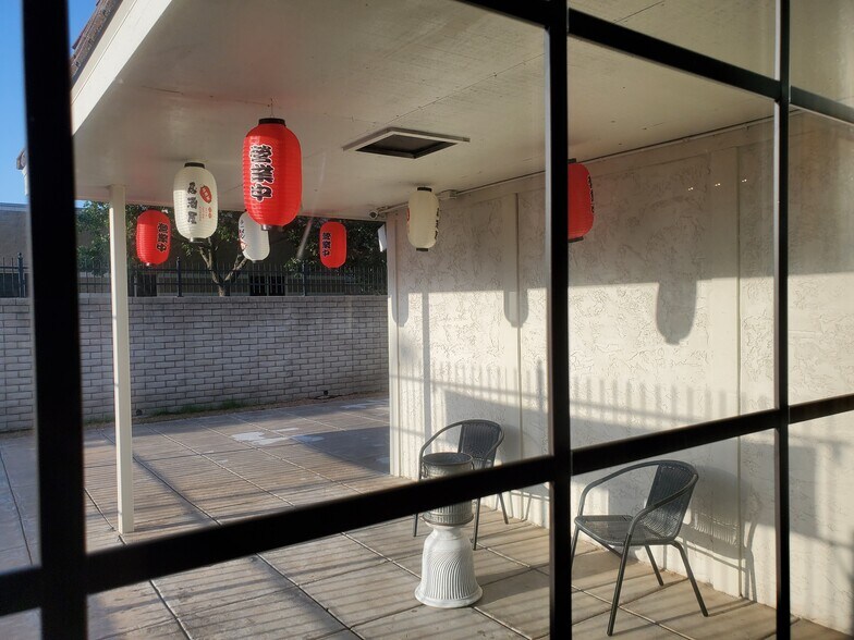 More Photos Of 3030 N Penstemon St, Wichita Restaurant For Sale