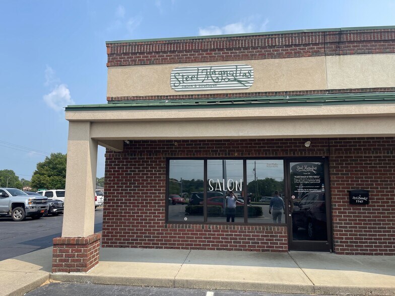 More Photos Of 4582 Cumberland Rd, Fayetteville Freestanding For Lease