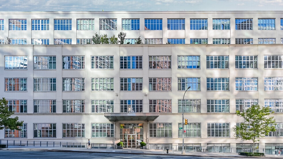 More Photos Of 2728 Thomson Ave, Long Island City Apartments For Sale