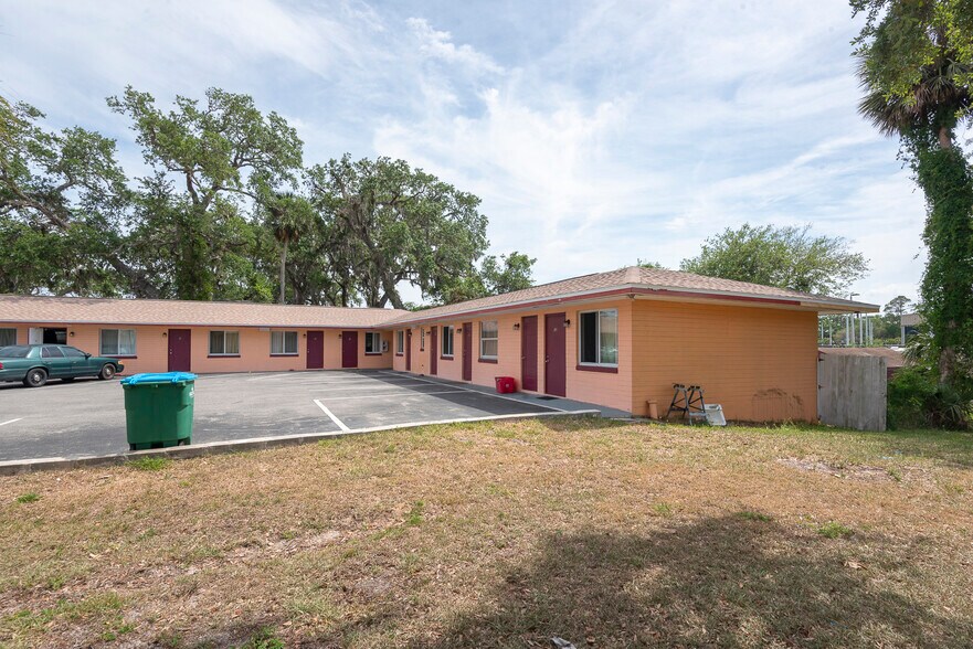 More Photos Of 1028 Ridgewood Ave, Daytona Beach Hospitality For Sale