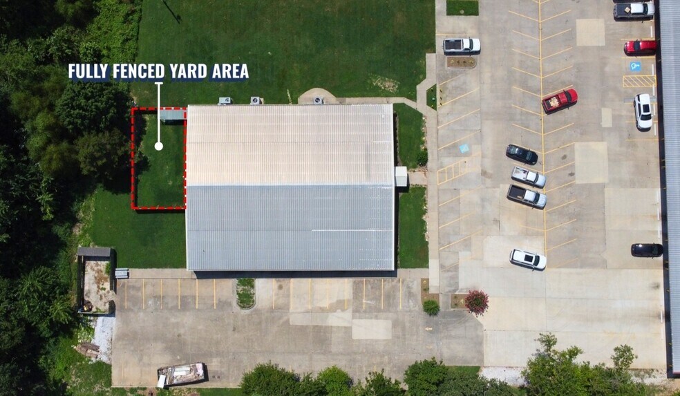 More Photos Of 1604 W Acorn Dr, Rogers Industrial For Lease