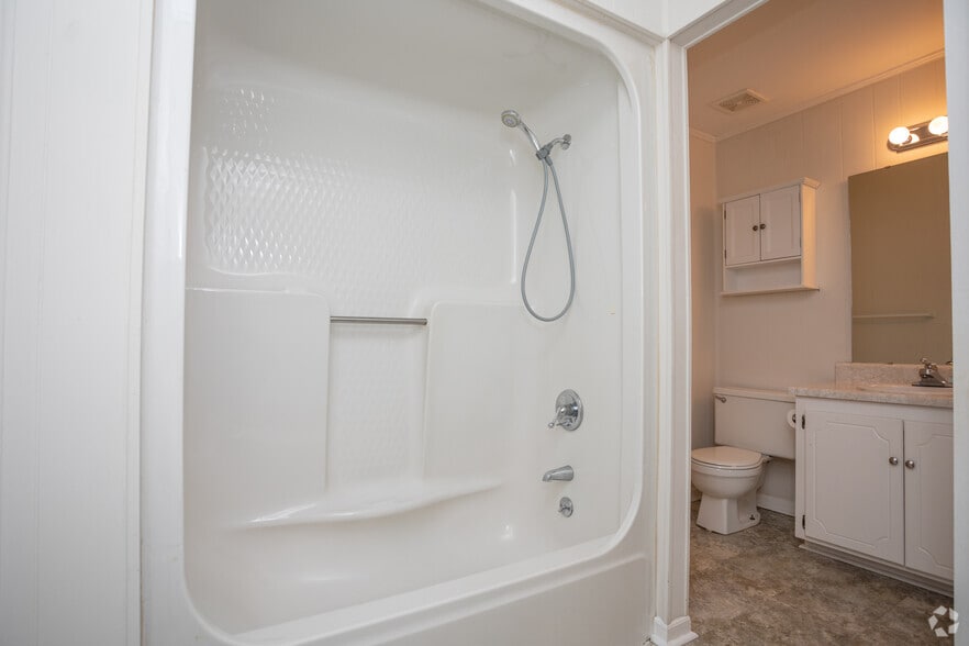 More Photos Of 4115 Liberty Hwy, Anderson Apartments For Sale