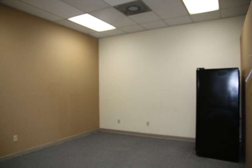 More Photos Of 1530-1640 SE 9th Ave, Albany Unknown For Lease