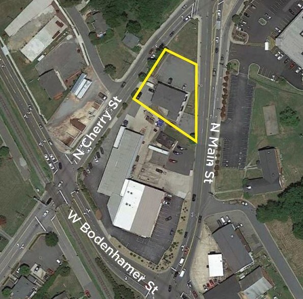 More Photos Of 325 N Main St, Kernersville Office For Sale