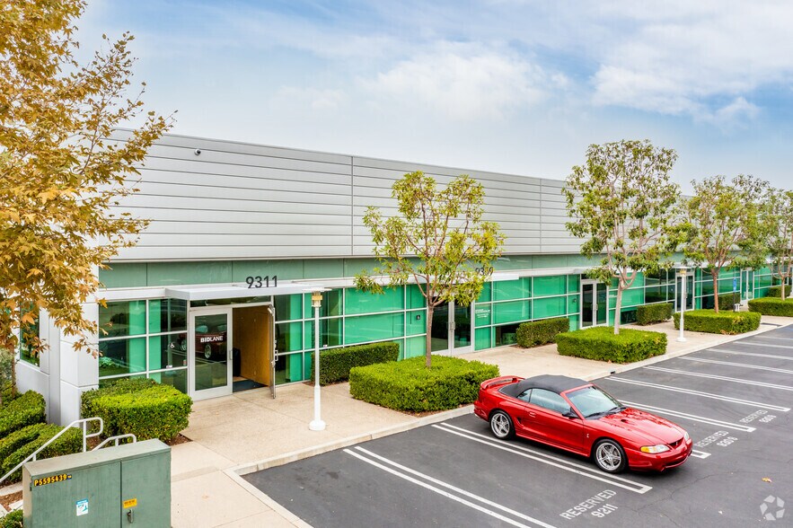 More Photos Of 9297-9311 Research Dr, Irvine Research And Development For Lease