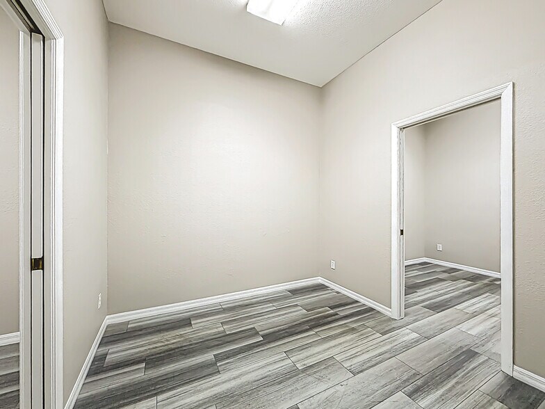 More Photos Of 15151 S US Highway 441, Summerfield Medical For Sale