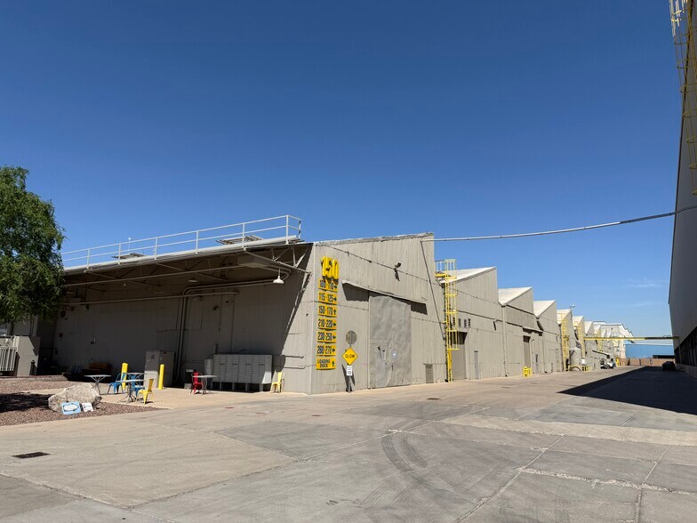 More Photos Of 1300 S Litchfield Rd, Goodyear Unknown For Lease