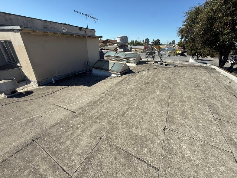 More Photos Of 3 S Wood St, Salinas Storefront Retail Residential For Sale