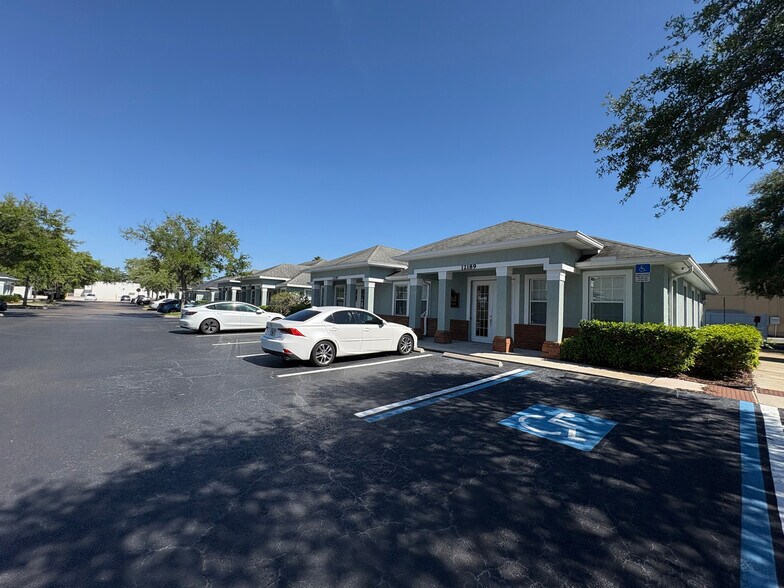 More Photos Of 12187-12189 W Linebaugh Ave, Tampa Office For Lease