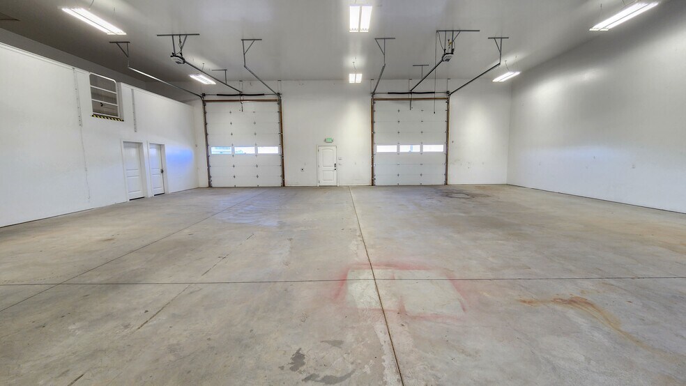 More Photos Of 3946 Professional Way, Idaho Falls Warehouse For Lease