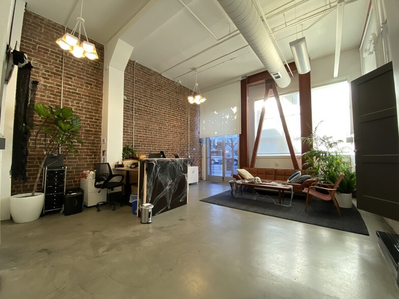 More Photos Of 948-950 Howard St, San Francisco Office For Lease