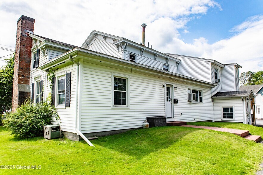 More Photos Of 205 Delaware Ave, Delmar Loft Creative Space For Lease