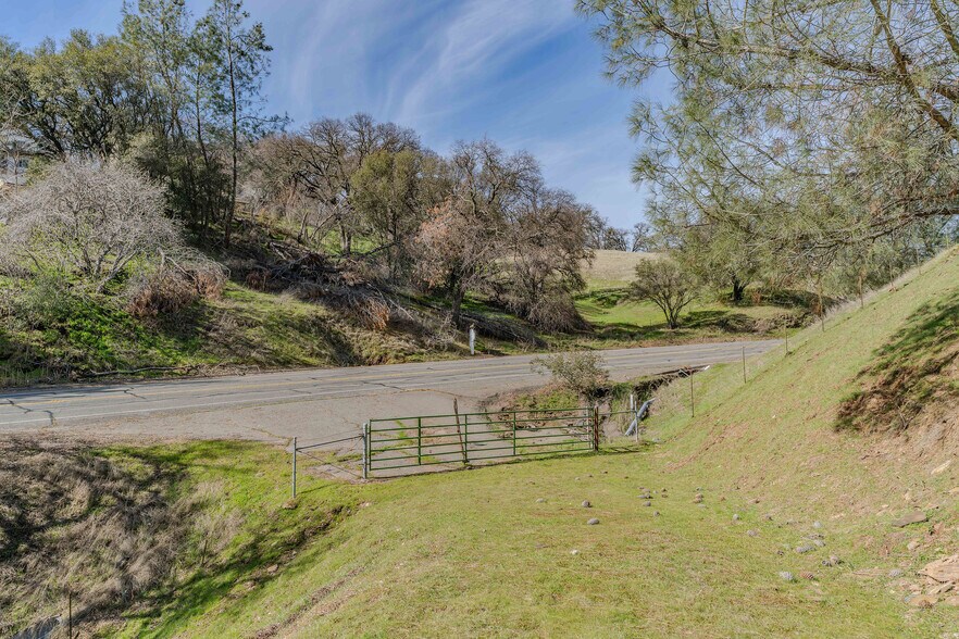 More Photos Of Old Highway 49, Sutter Creek Land For Sale