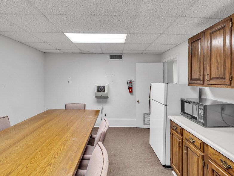 More Photos Of 624 W Main St, Sylva Bank For Sale