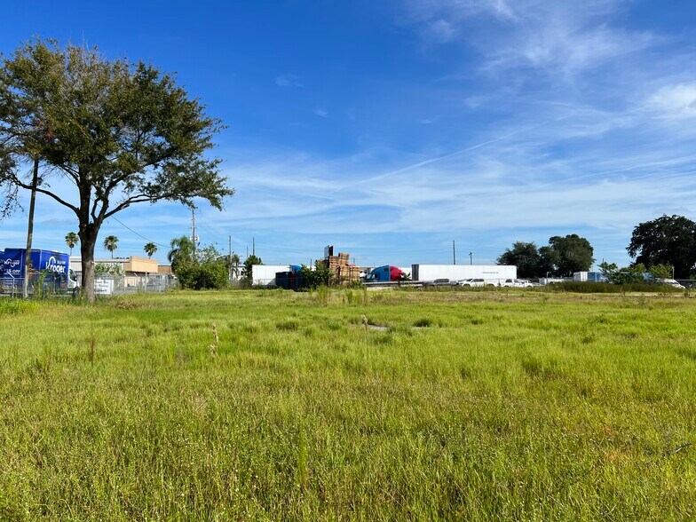 More Photos Of 856 W Landstreet Rd, Orlando Land For Lease