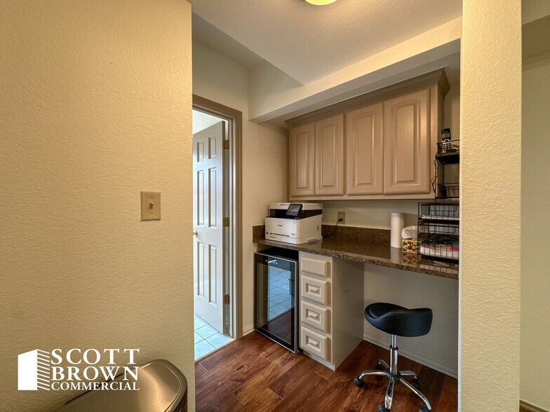 More Photos Of 101 N Austin St, Denton Loft Creative Space For Lease