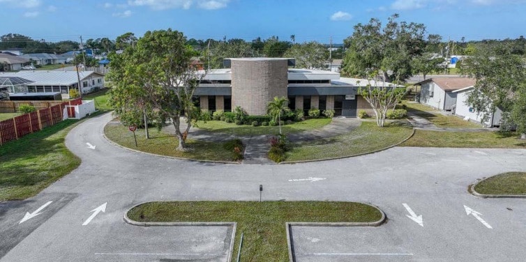 Primary Photo Of 2209 75th St W, Bradenton Religious Facility For Lease