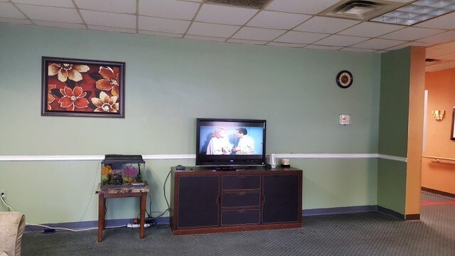 More Photos Of 164 S Main St, Carbondale Apartments For Sale