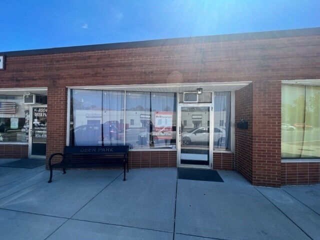 More Photos Of 8000-8004 Blue Ash Rd, Cincinnati Storefront For Sale