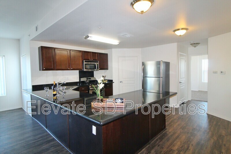 More Photos Of 819-825 D Ave, National City Apartments For Lease