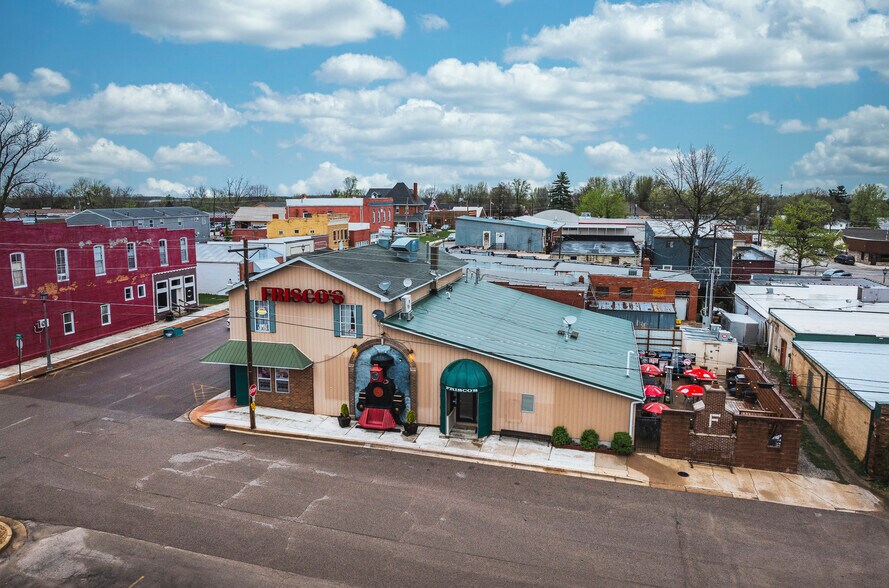 More Photos Of 121 S Smith St, Cuba Restaurant For Sale