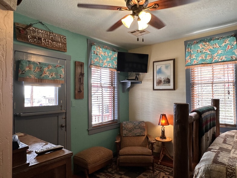 More Photos Of 541 Main St, Jerome Hotel For Sale