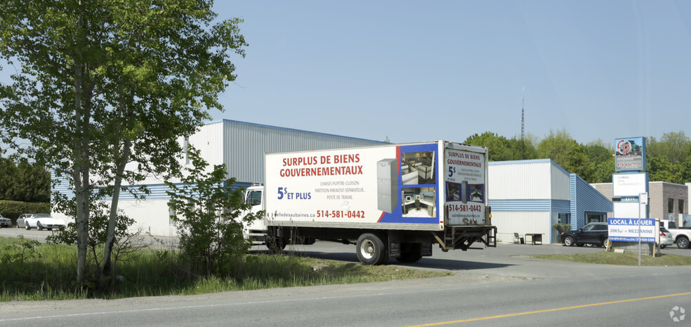 Primary Photo Of 155 Boul Industriel, Châteauguay Warehouse For Lease