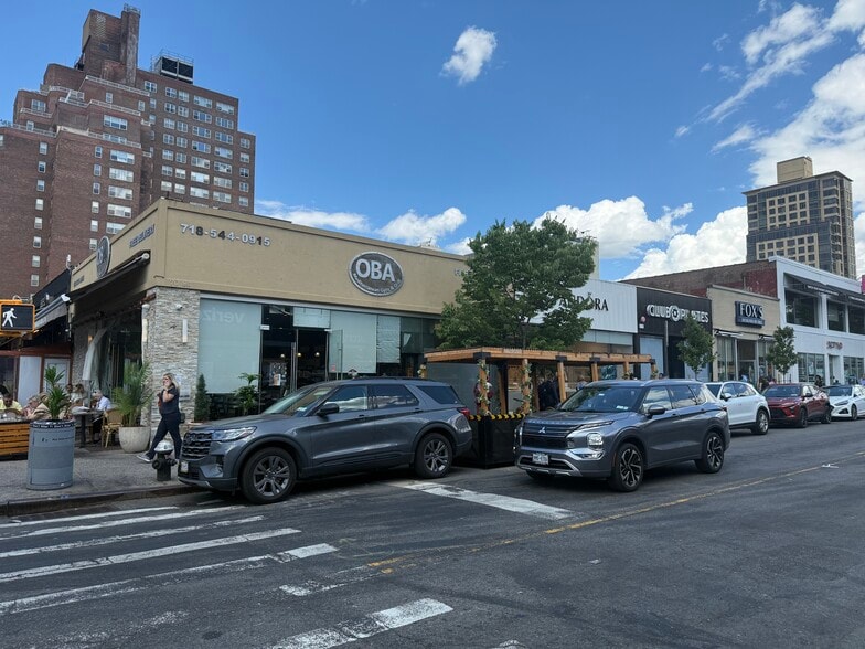 More Photos Of 10708 70th Rd, Forest Hills General Retail For Lease