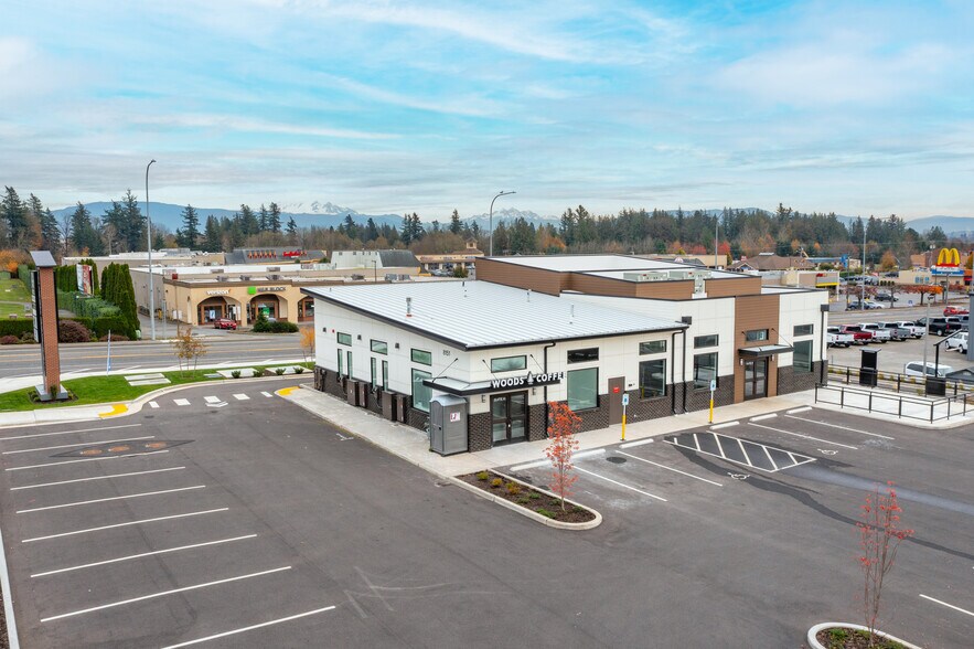 More Photos Of 8151 Guide Meridian Rd, Lynden Restaurant For Lease