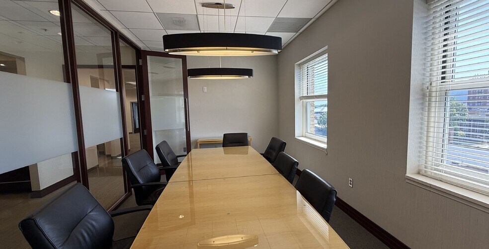 More Photos Of 123 E Main St, Charlottesville Office For Lease