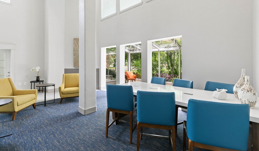 More Photos Of 19751 S Greeno Rd, Fairhope Hotel For Sale
