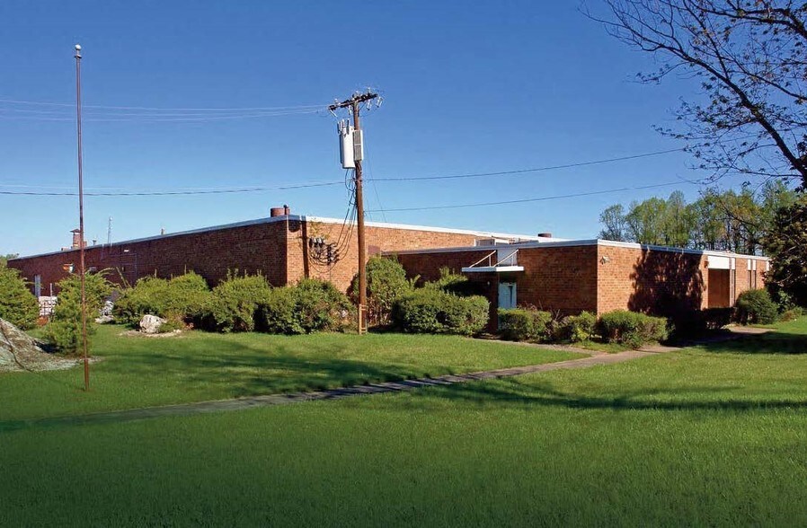 More Photos Of 1708 Fairfax Rd, Greensboro Manufacturing For Sale
