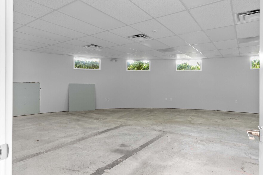 More Photos Of 111 S Garfield Ave, Montebello Medical For Lease