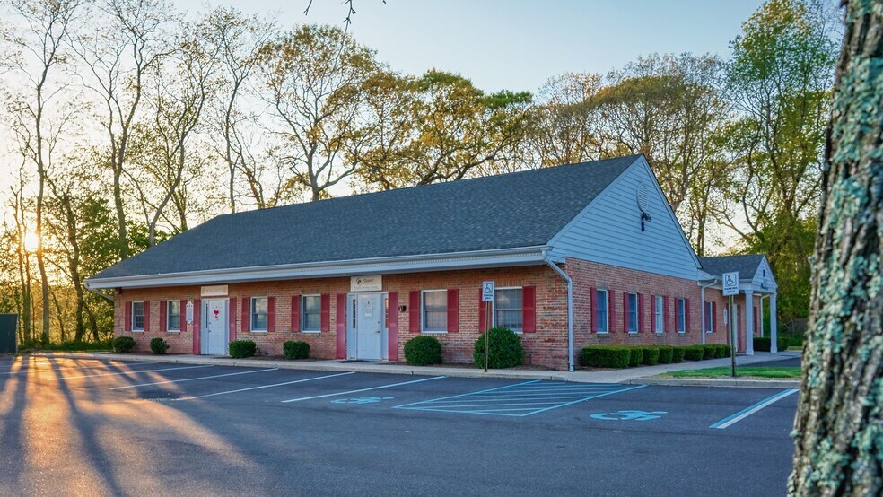 More Photos Of 6144 Route 25A, Wading River Unknown For Lease