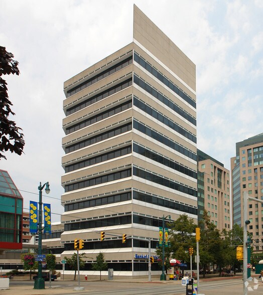Primary Photo Of 10-12 Fountain Plaza, Buffalo Office For Lease