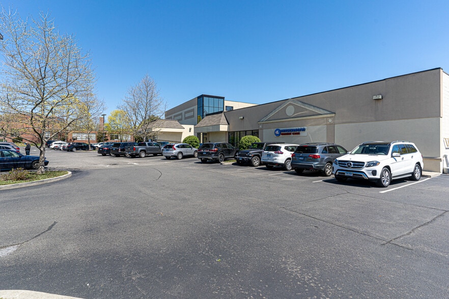 More Photos Of 346 Main Ave, Norwalk Restaurant For Lease