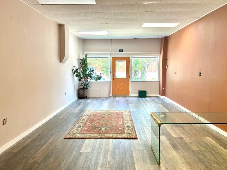 More Photos Of 5402 Magnolia Ave, Saint Louis Storefront Retail Residential For Sale