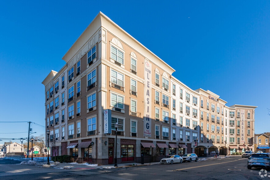 More Photos Of 1555 Main St, Rahway Apartments For Lease