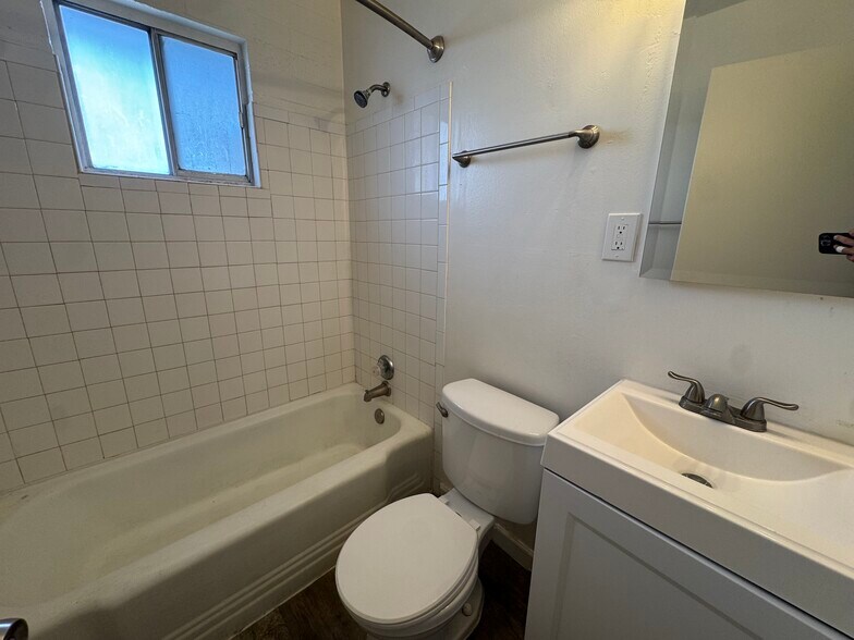 More Photos Of 3850-3880 N Park Ave, Tucson Apartments For Sale