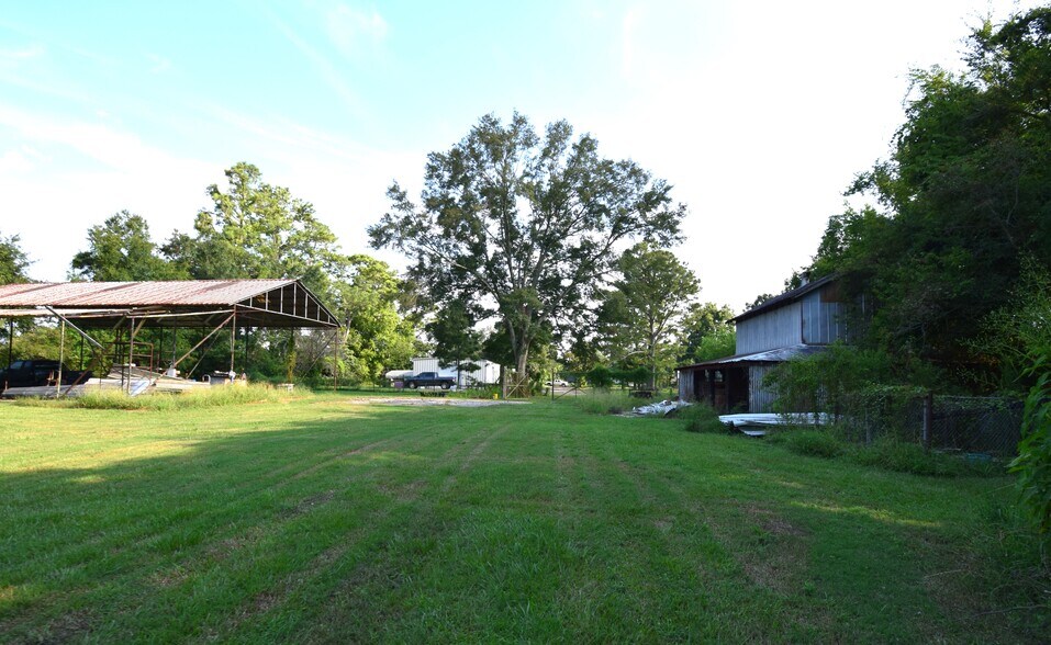 More Photos Of 2315 LA-1 South, Donaldsonville Land For Sale
