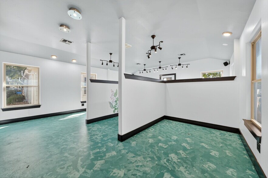 More Photos Of , Boerne Unknown For Sale