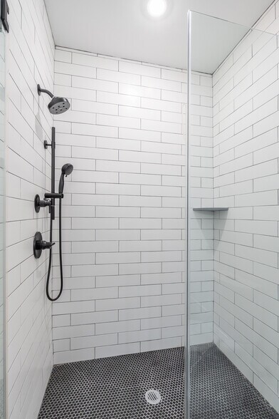 More Photos Of 85 E Sharpnack St, Philadelphia Apartments For Sale