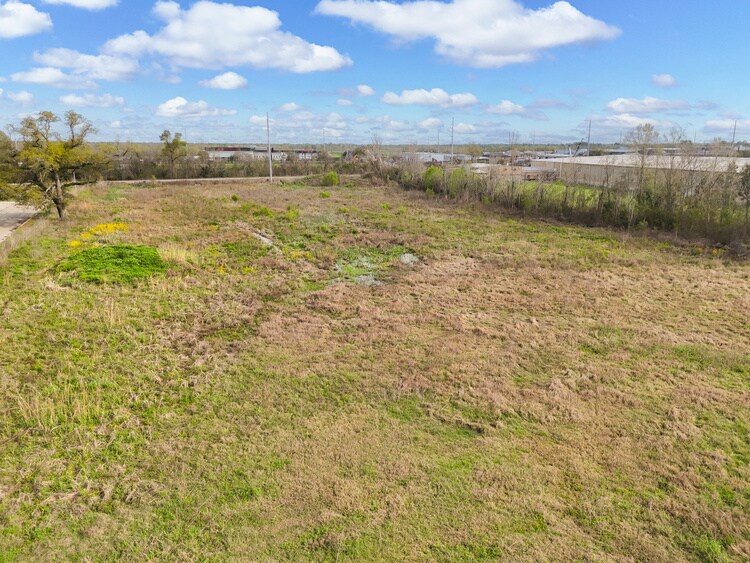 More Photos Of 502 Delta Dr, Saint Rose Land For Sale