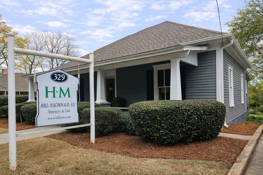 Primary Photo Of 329 NE Lawrence St, Marietta Medical For Sale