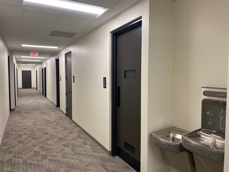 More Photos Of 4000 Wake Forest Rd, Raleigh Medical For Lease