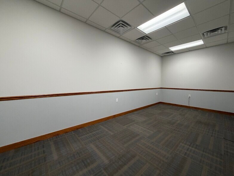 More Photos Of 7100 Jackson Rd, Ann Arbor Freestanding For Lease