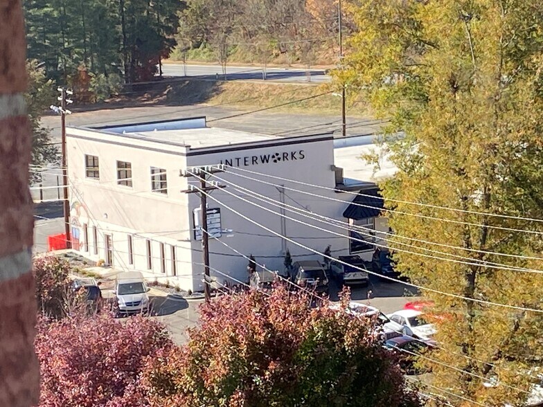 More Photos Of 190 Virginia St, Mount Airy Office For Sale