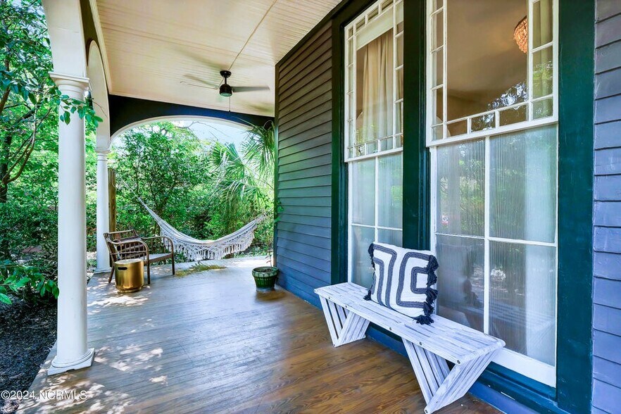More Photos Of 118 S 4th St, Wilmington Hospitality For Sale